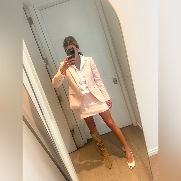 Never Worn Veronica Beard Chic Pink Blazer and Skirt Set - Picture 2 of 4